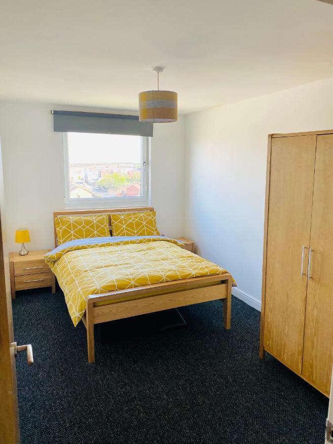 Unique View Of Anfield Stadium - Charming 2 Bedroom Apartment In Liverpool With Parking Esterno foto